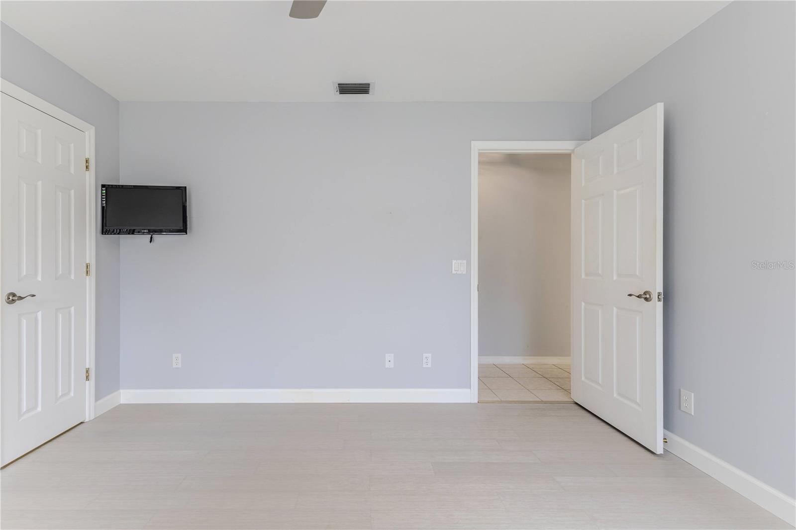 Image 62 of 89 For 7512 Oak Tree Lane