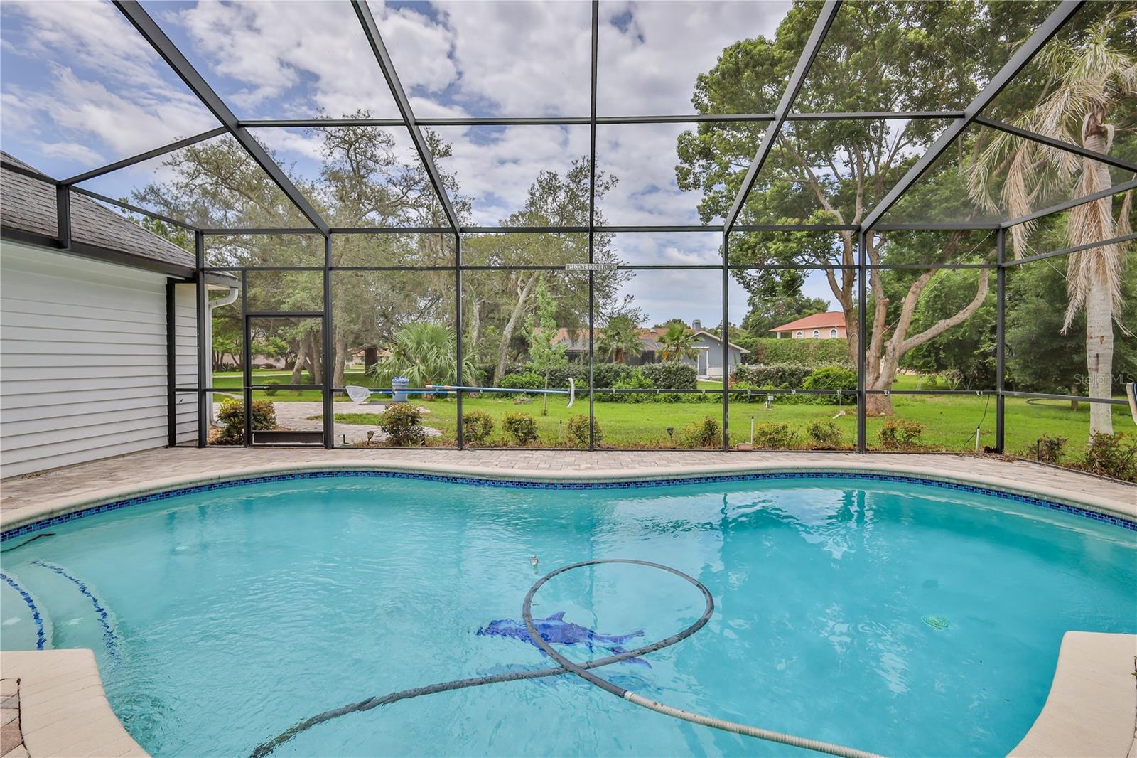 Image 76 of 89 For 7512 Oak Tree Lane