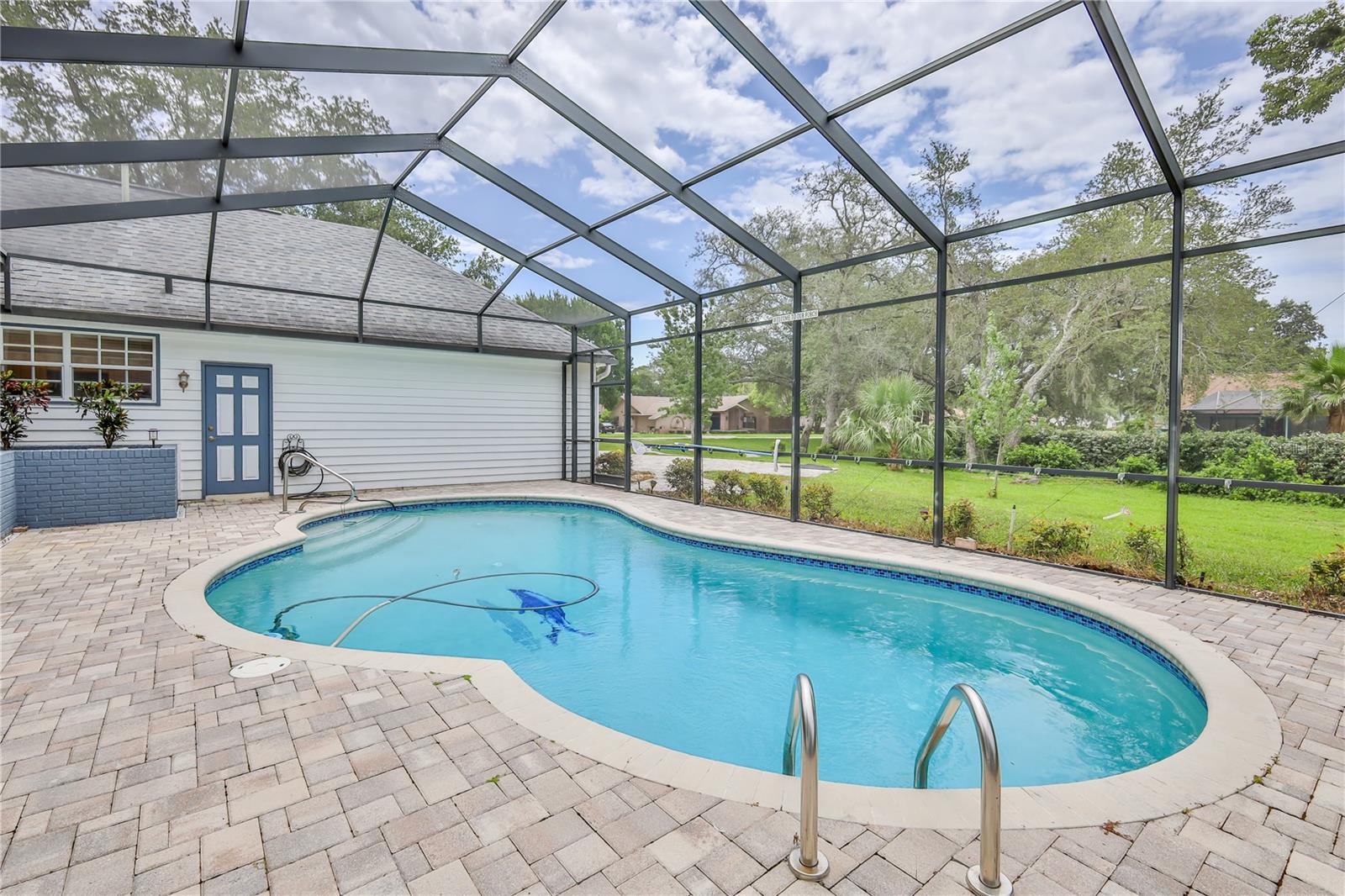 Image 77 of 89 For 7512 Oak Tree Lane
