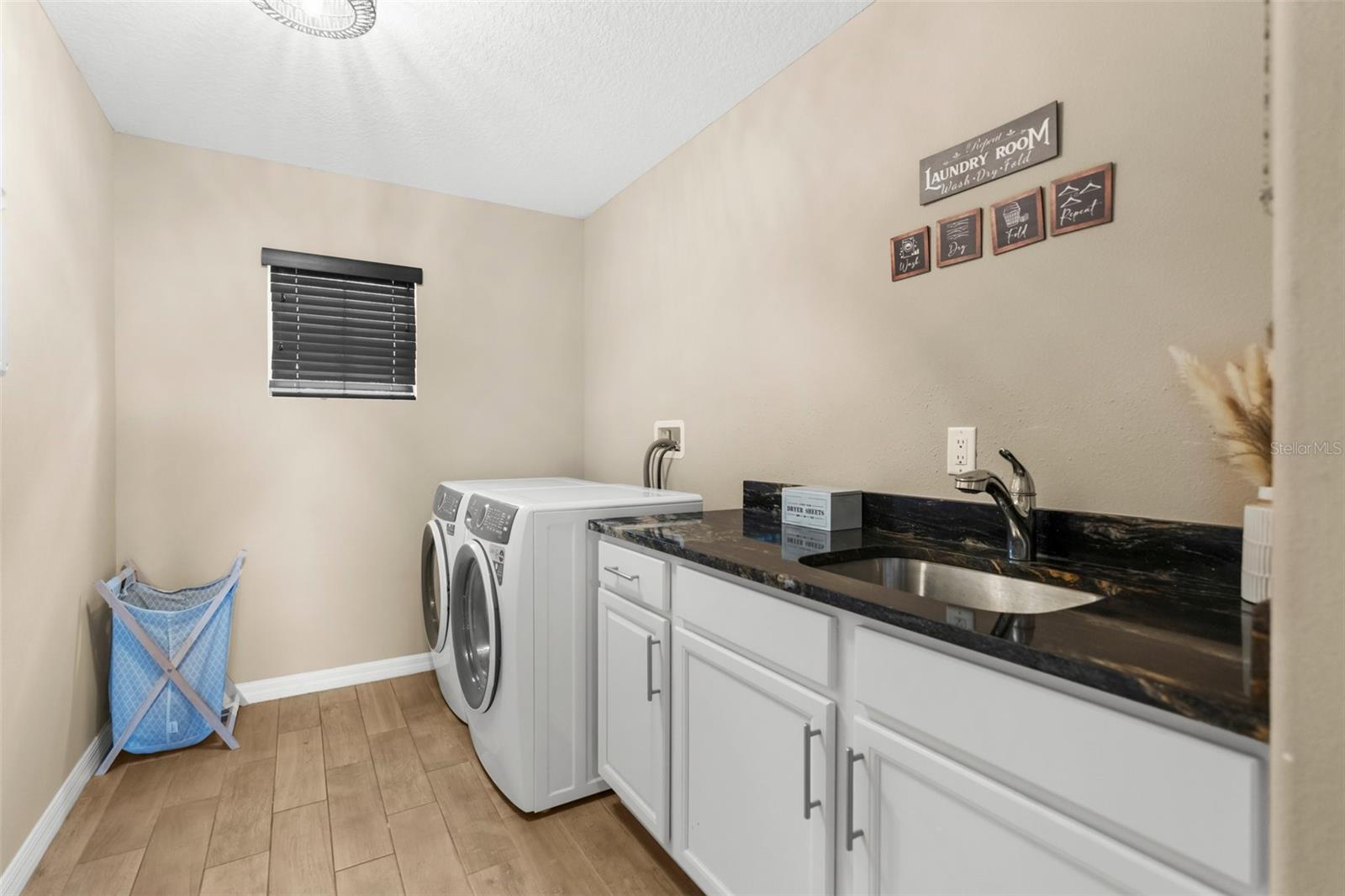 Image 16 of 50 For 18844 Rogerland Road