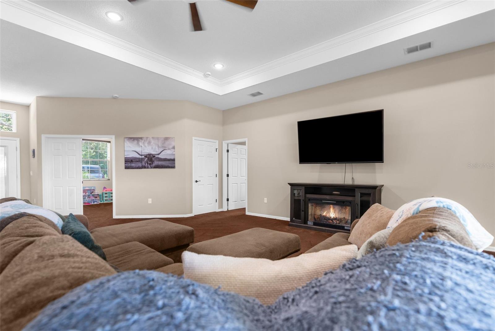 Image 33 of 50 For 18844 Rogerland Road