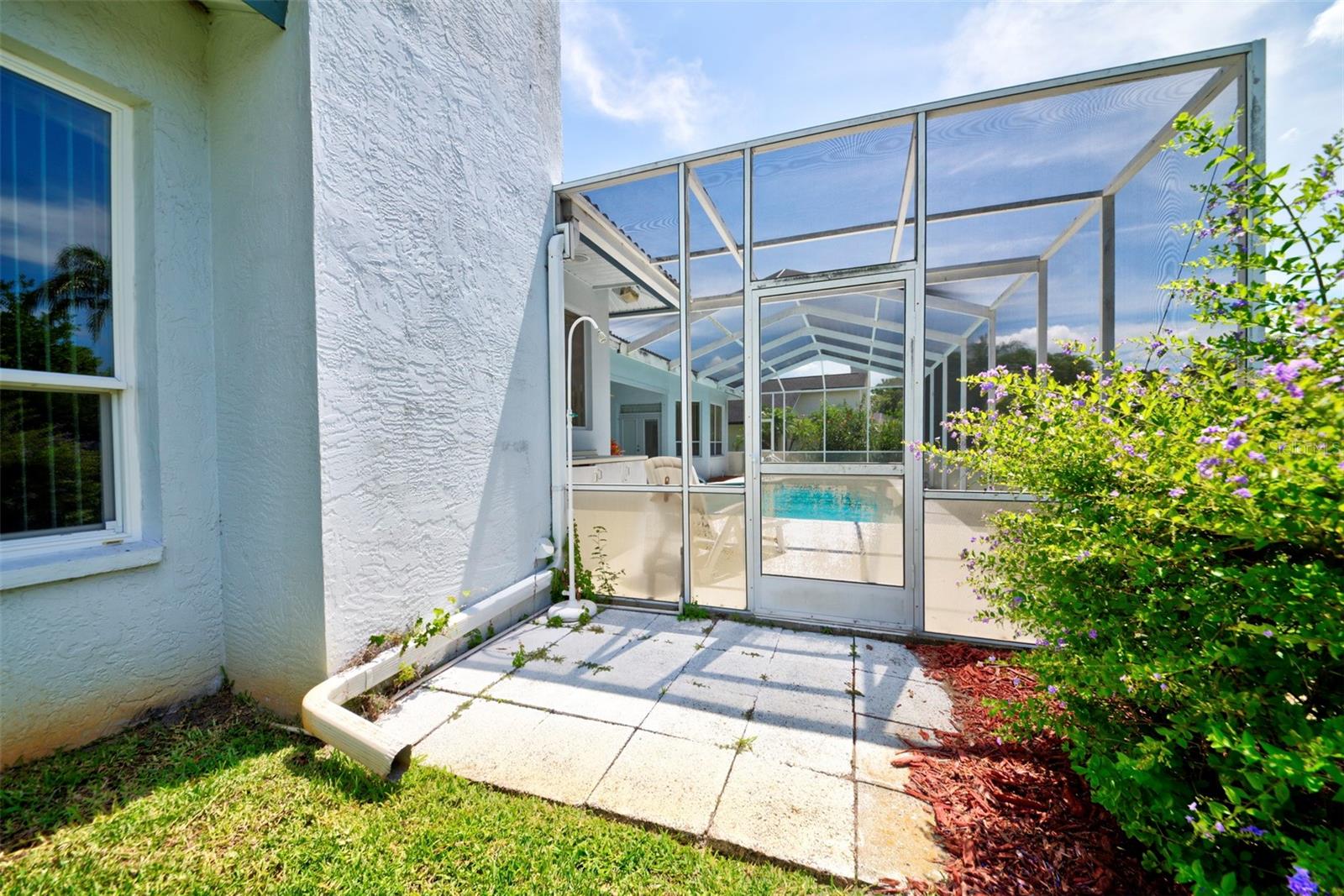 Image 12 of 89 For 8540 Caitlin Court