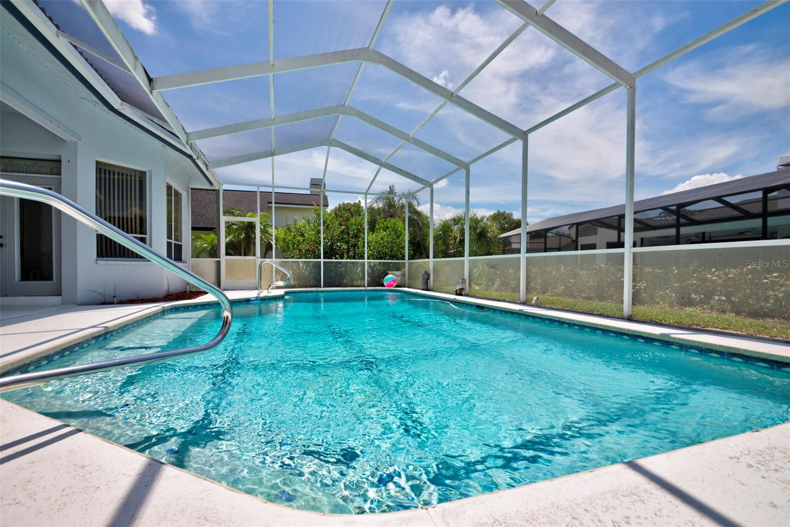 Image 17 of 89 For 8540 Caitlin Court