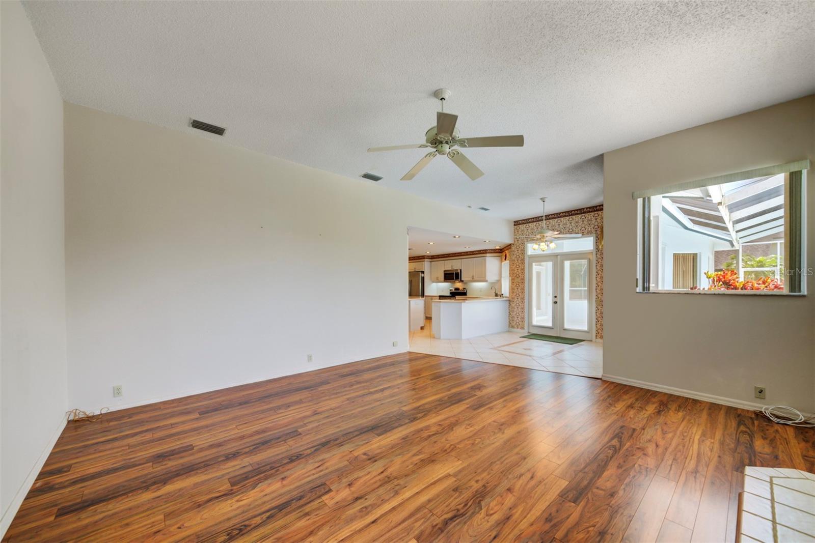 Image 27 of 89 For 8540 Caitlin Court