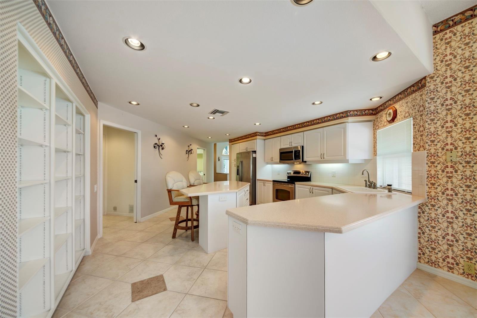 Image 30 of 89 For 8540 Caitlin Court
