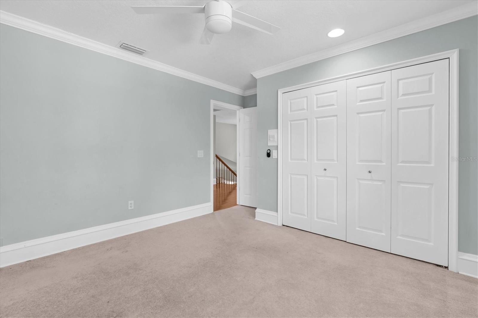 Listing photo id 35 for 6936 River Road
