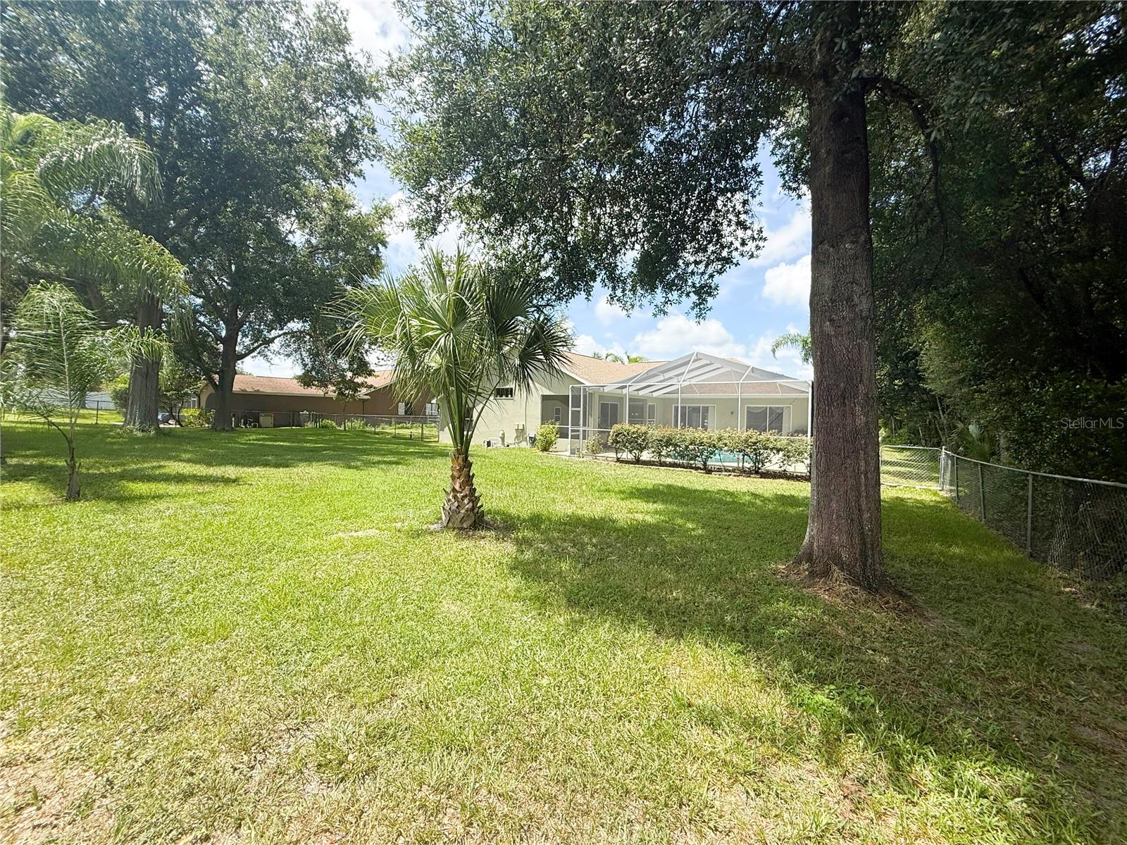Listing photo id 55 for 7552 River Country Drive