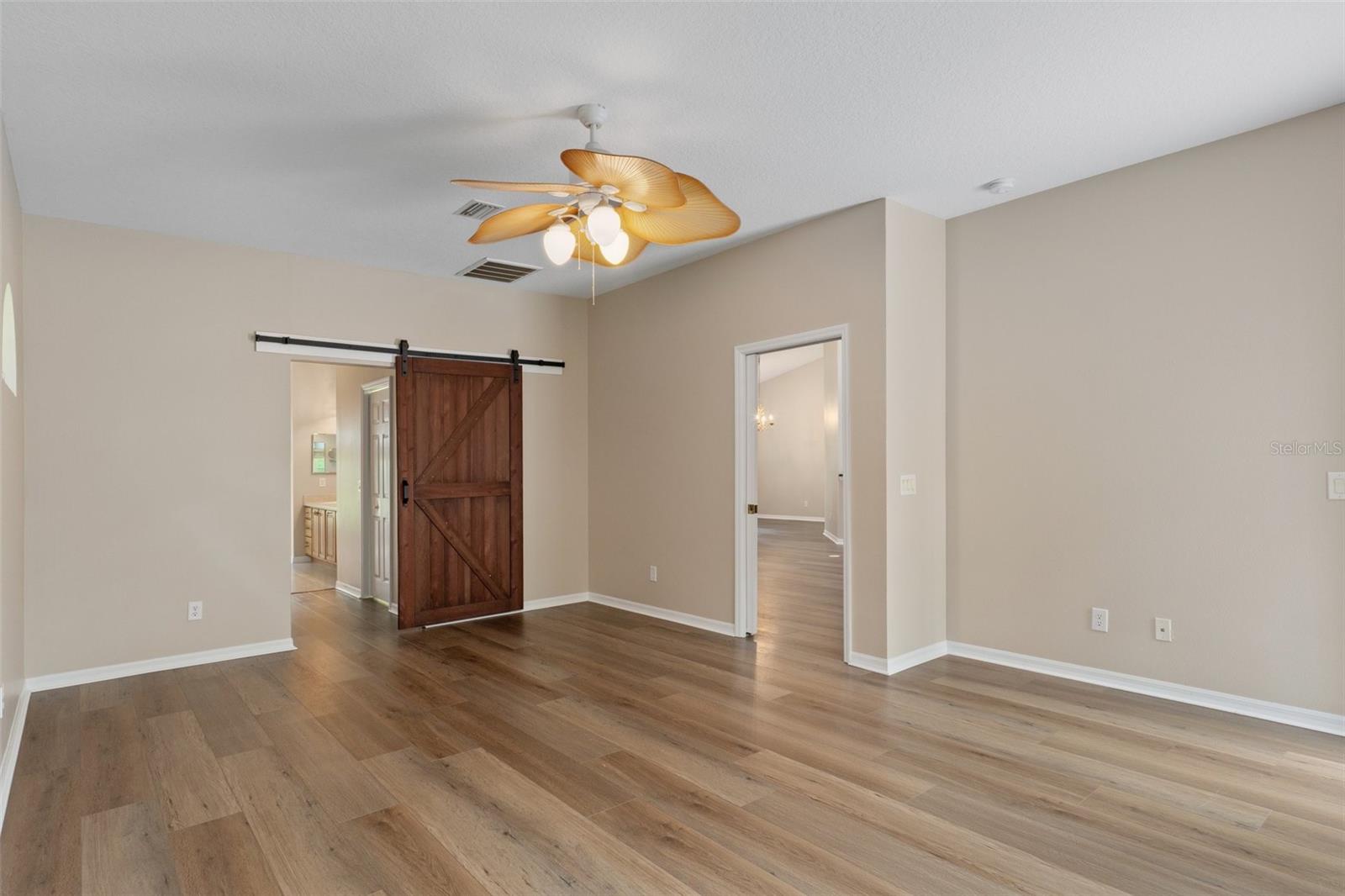 Image 13 of 75 For 5592 Nakoma Drive