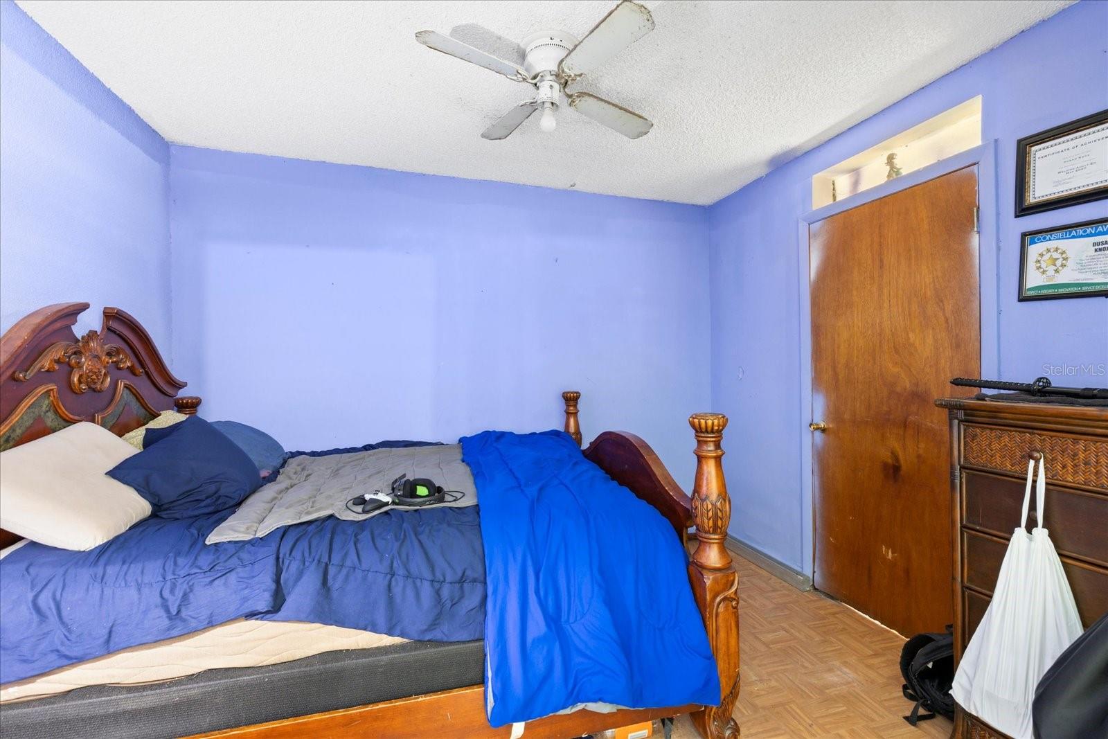 Image 26 of 35 For 2412 Mariner Boulevard