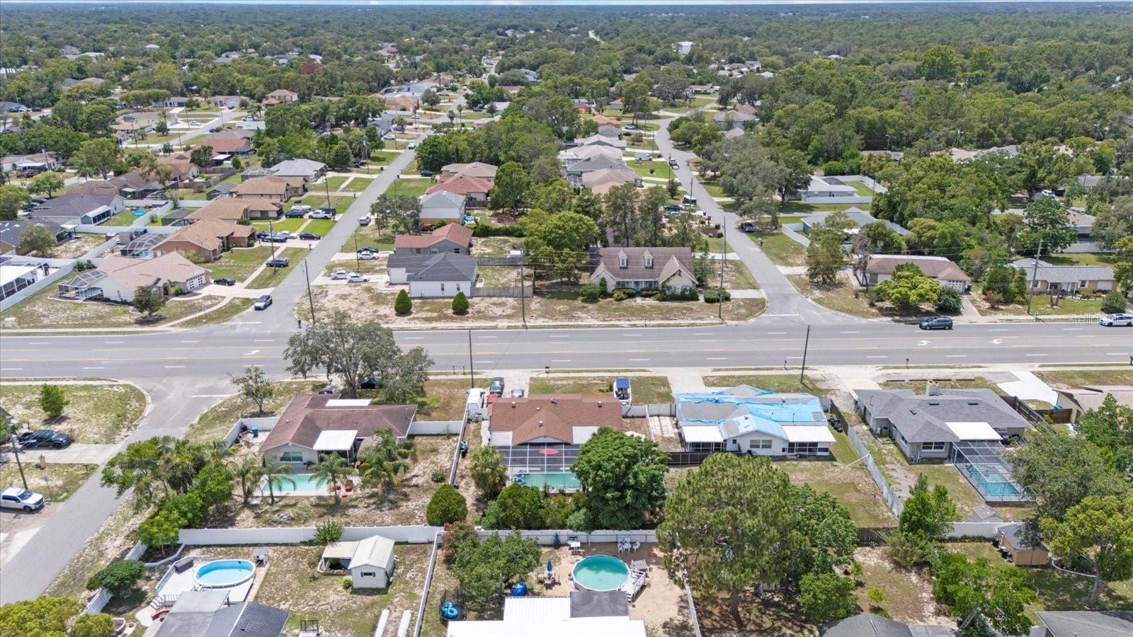 Image 5 of 35 For 2412 Mariner Boulevard