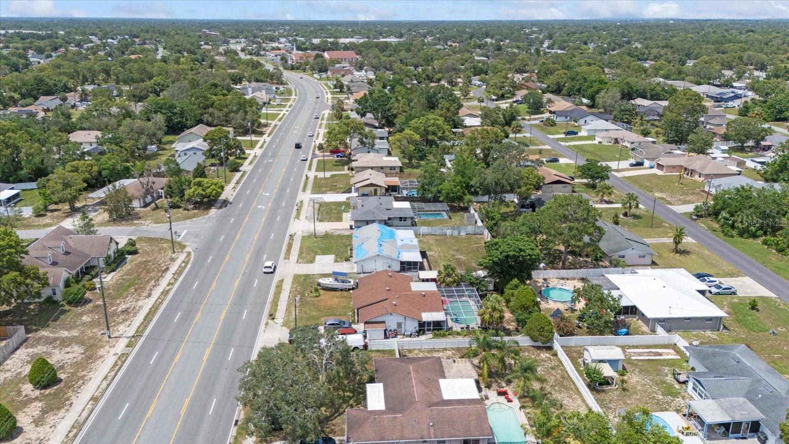 Image 8 of 35 For 2412 Mariner Boulevard