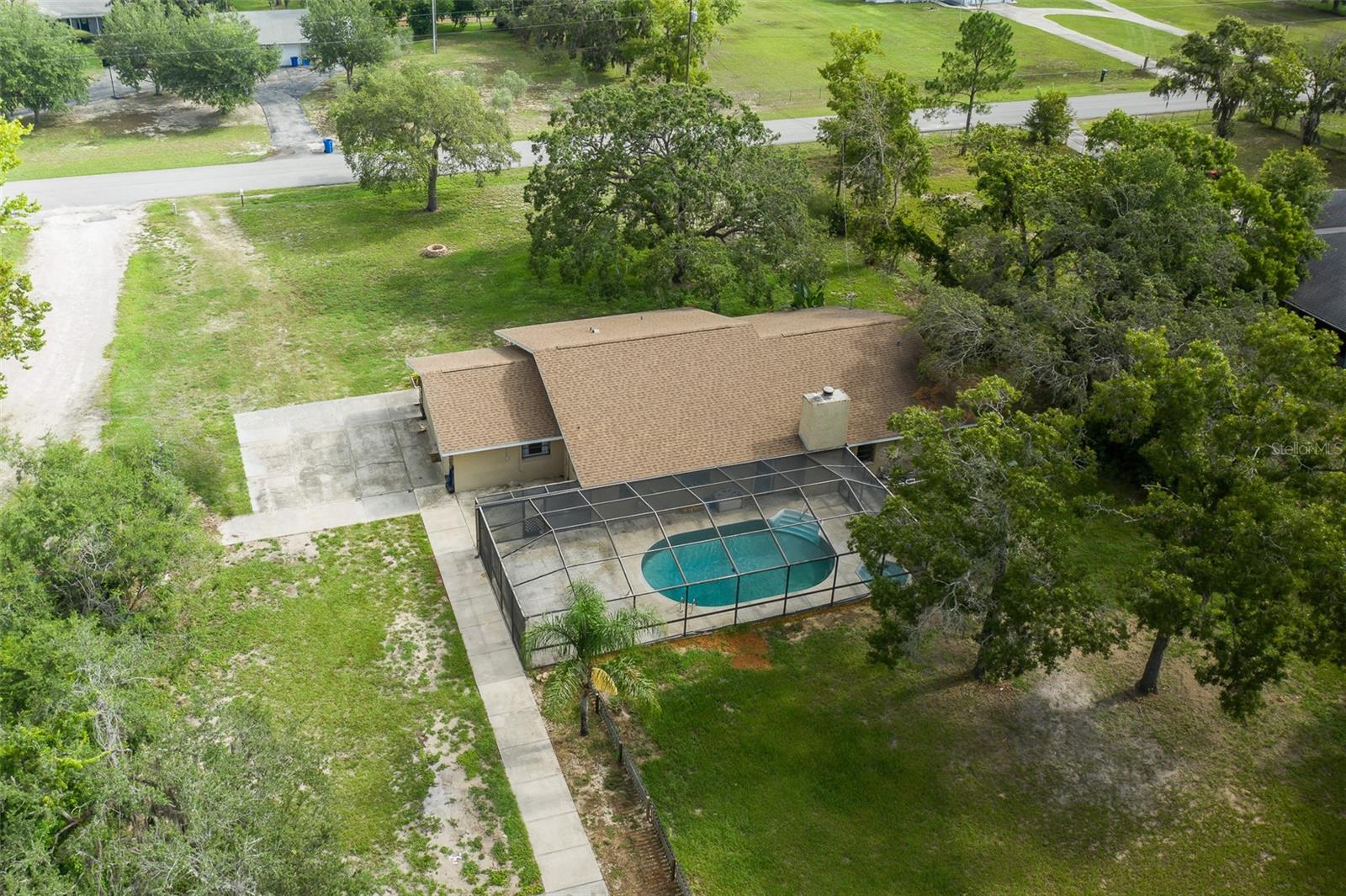 Image 12 of 81 For 9328 Fred Street