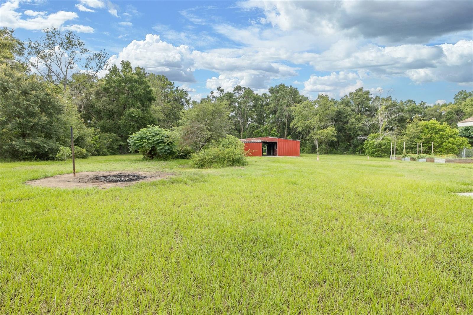 Image 13 of 81 For 9328 Fred Street