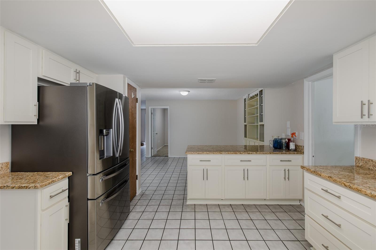 Image 36 of 81 For 9328 Fred Street