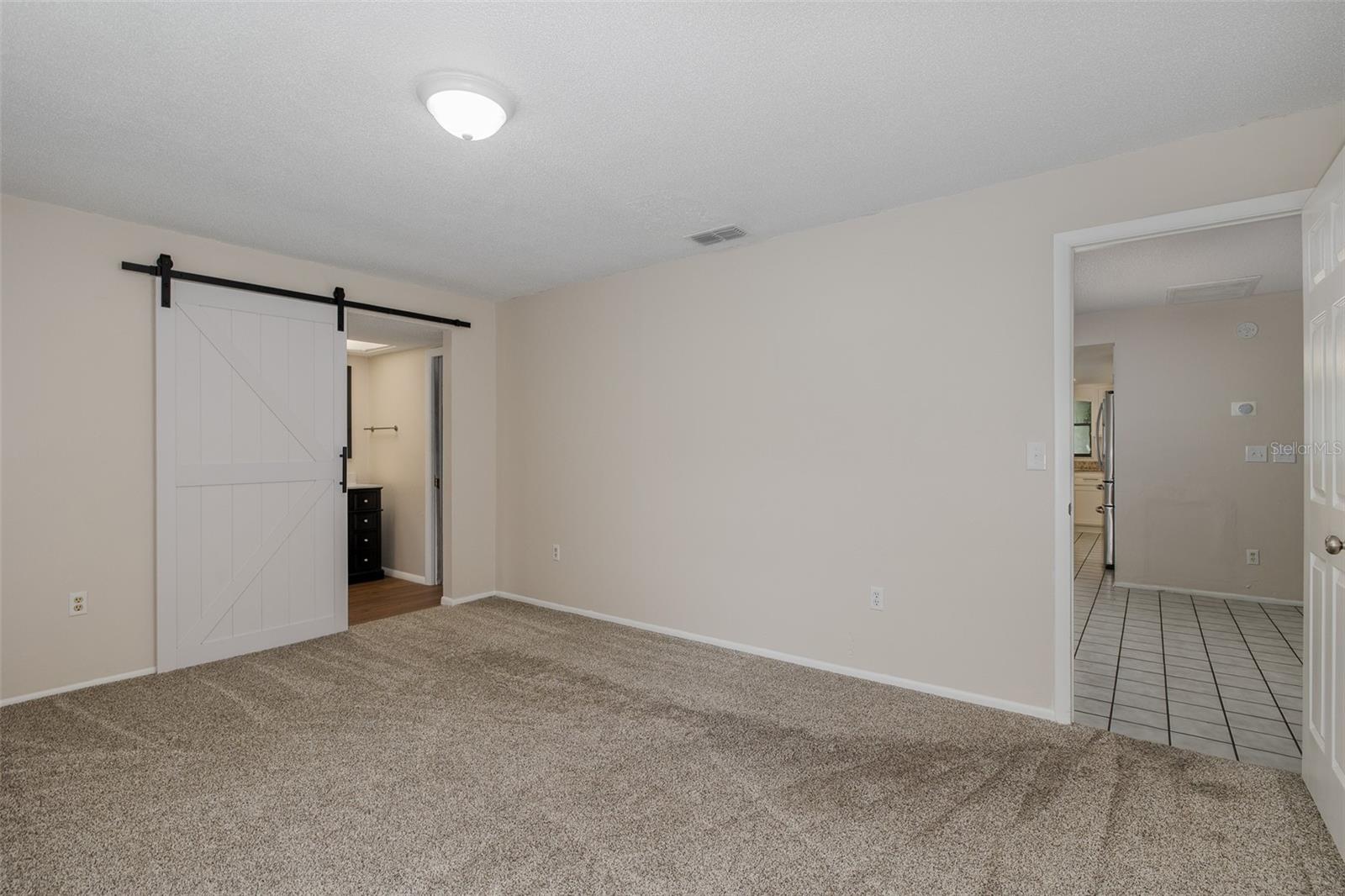 Image 40 of 81 For 9328 Fred Street