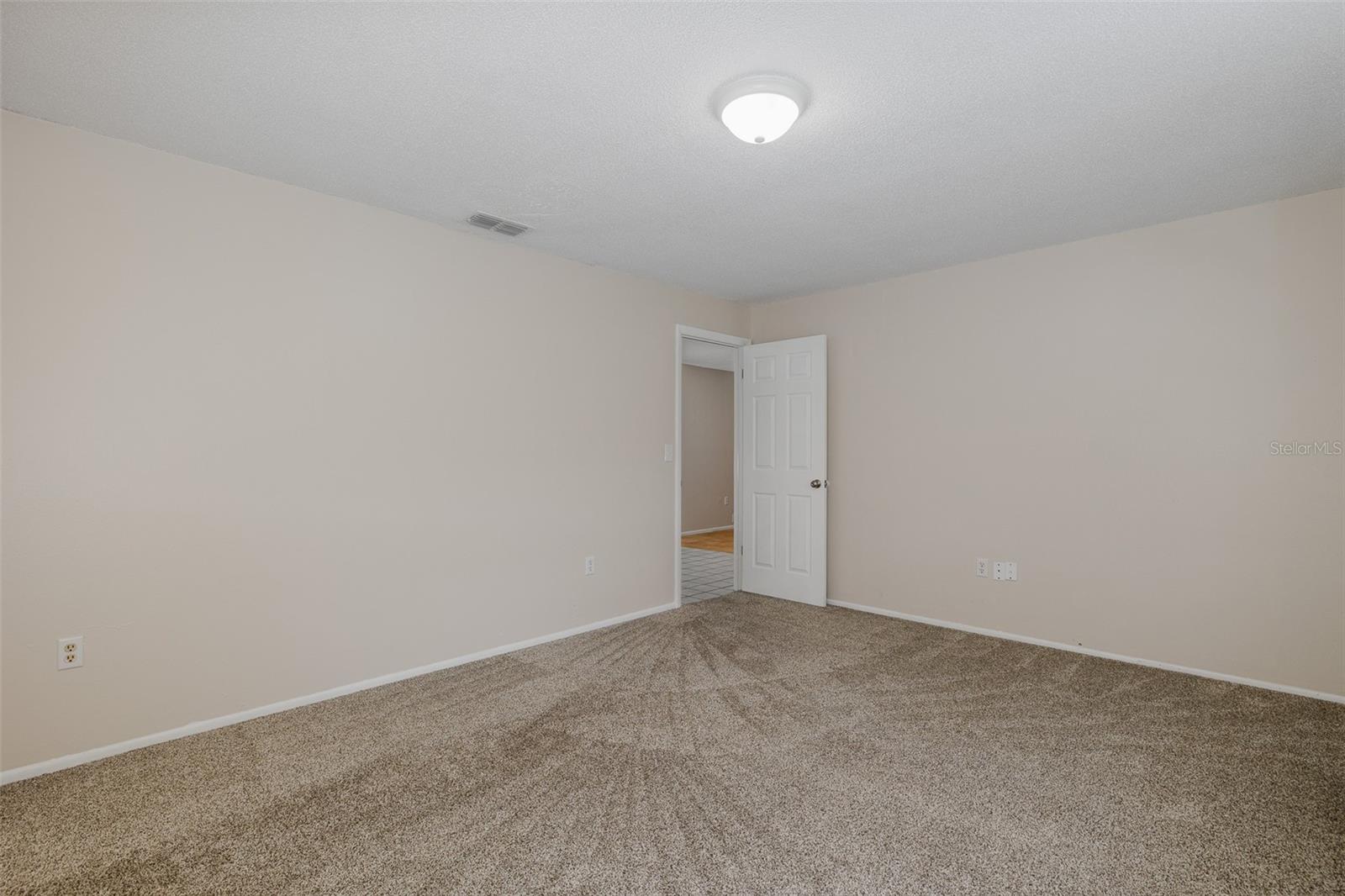 Image 47 of 81 For 9328 Fred Street