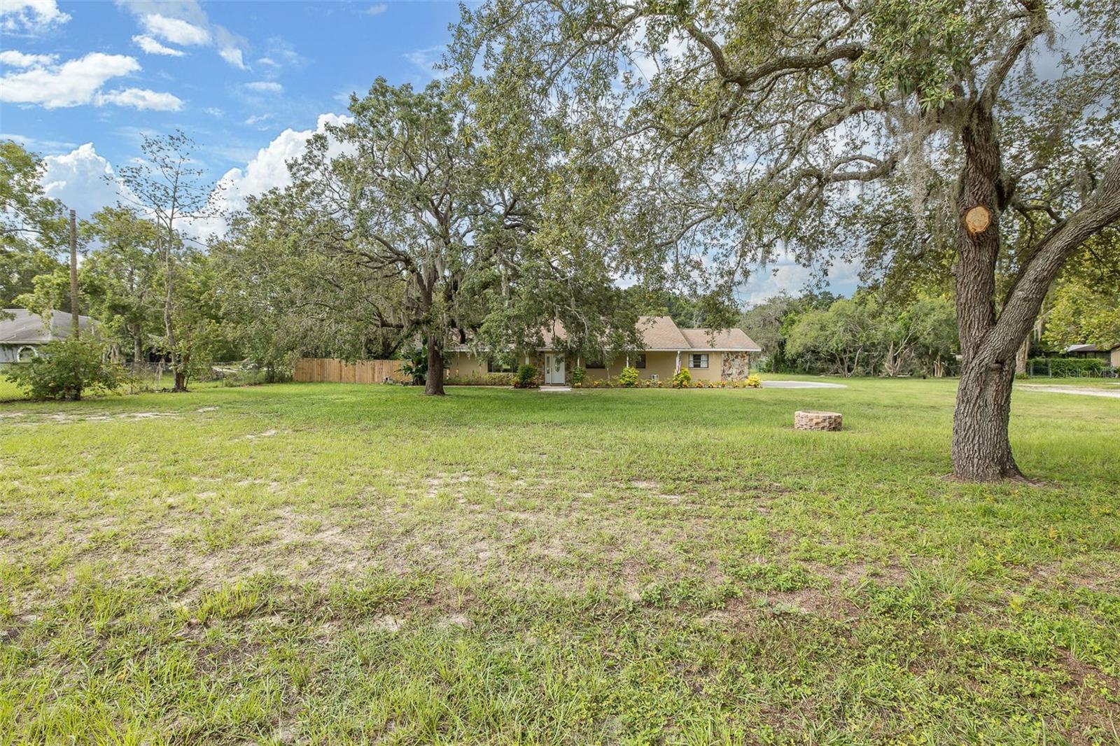 Image 75 of 81 For 9328 Fred Street
