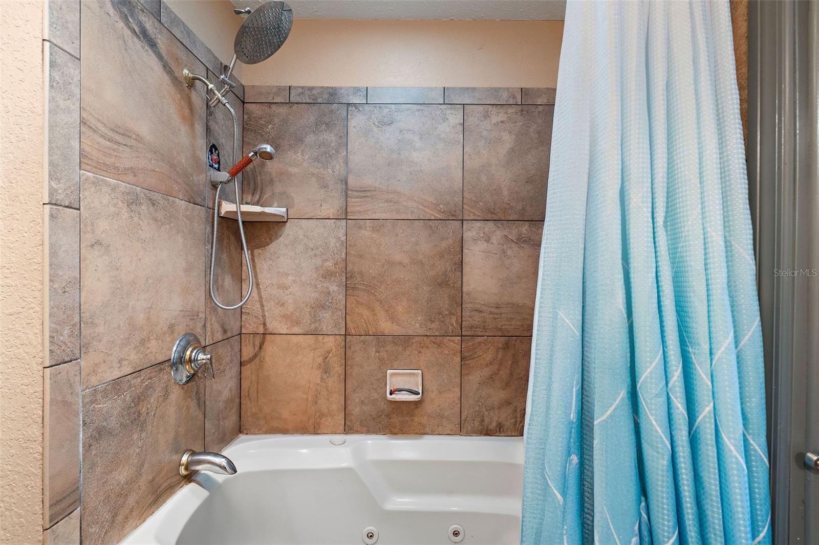 Listing photo id 11 for 34955 Blanton Road