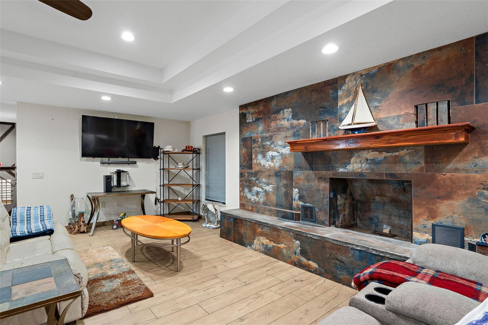 Listing photo id 3 for 34955 Blanton Road