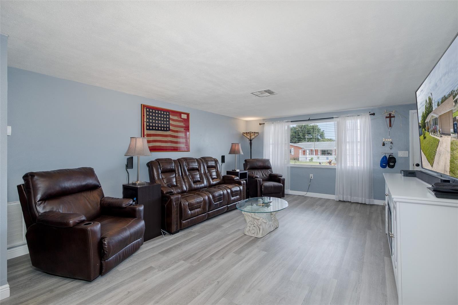 Image 11 of 41 For 5104 Cardiff Drive