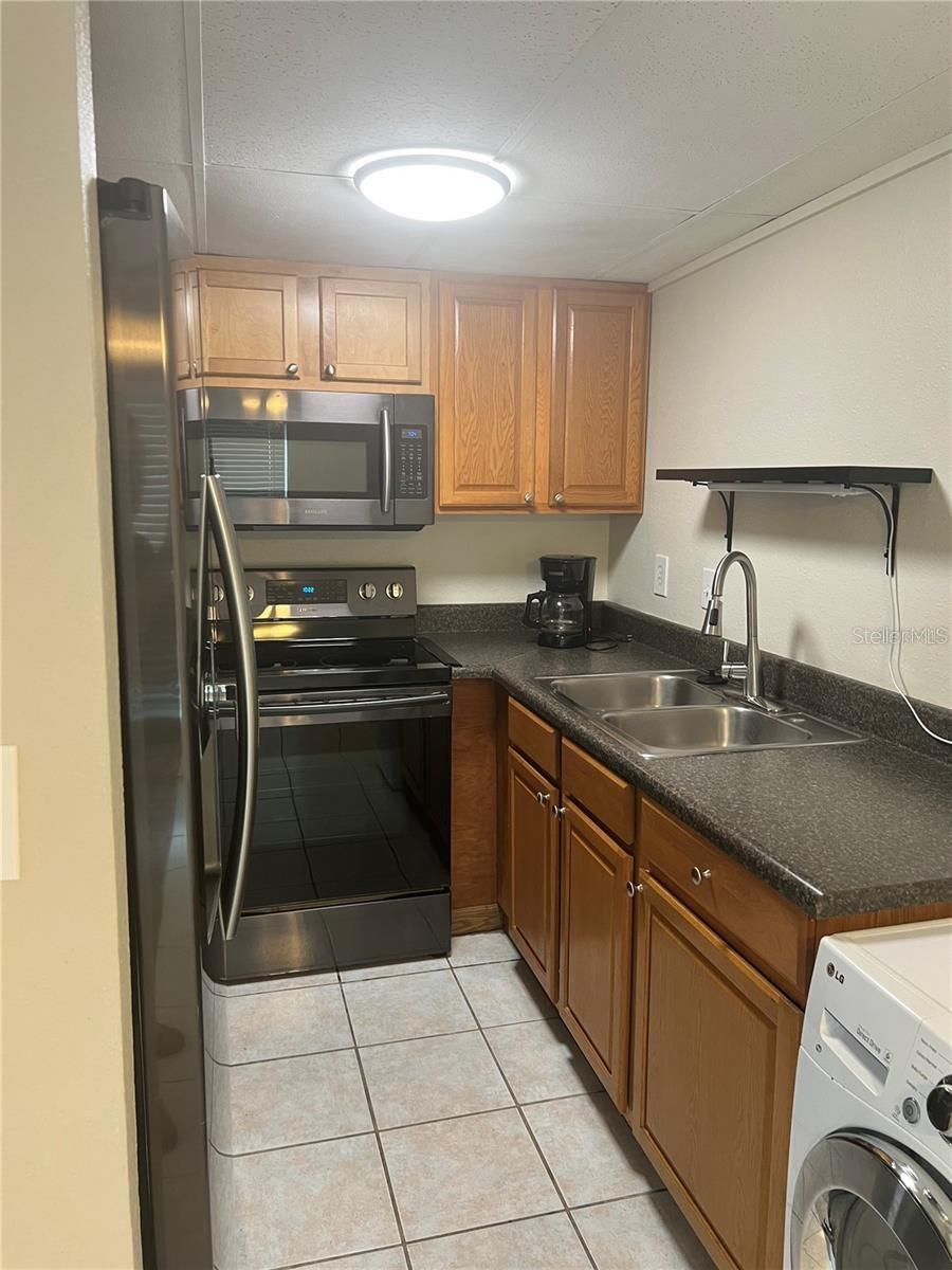 Image 10 of 20 For 5708 Townhouse Dr  5708