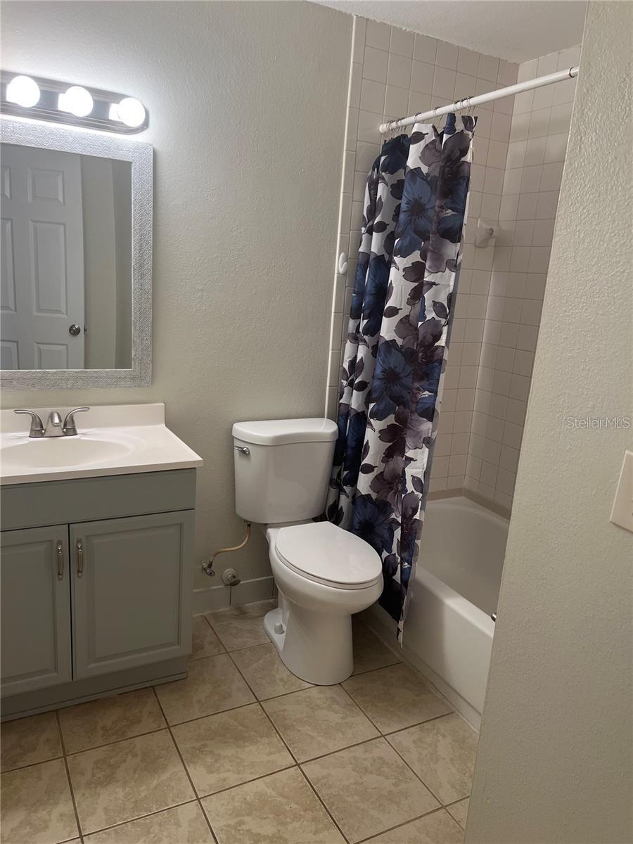 Image 14 of 20 For 5708 Townhouse Dr  5708