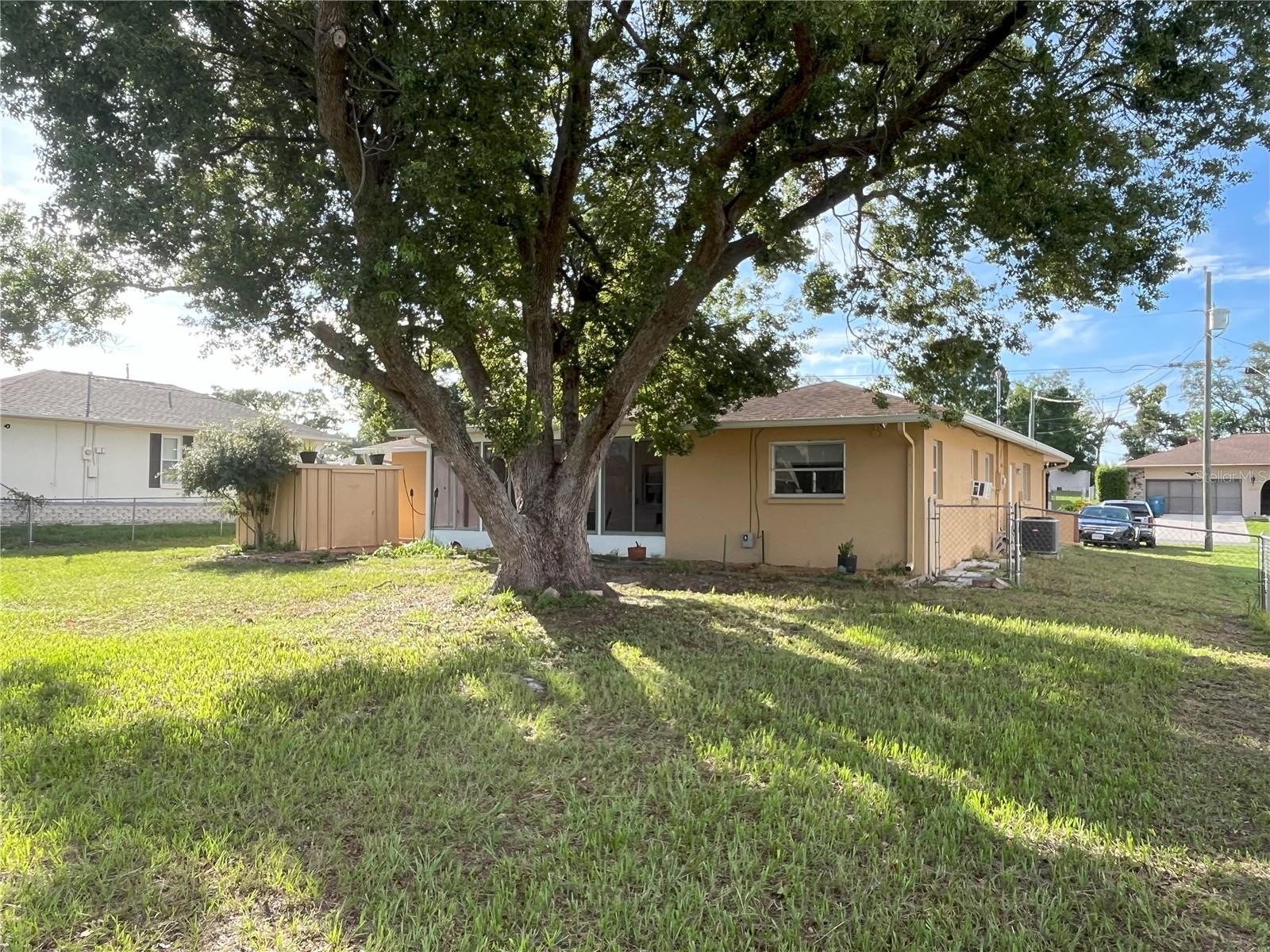 Image 10 of 23 For 10458 Clingman Street