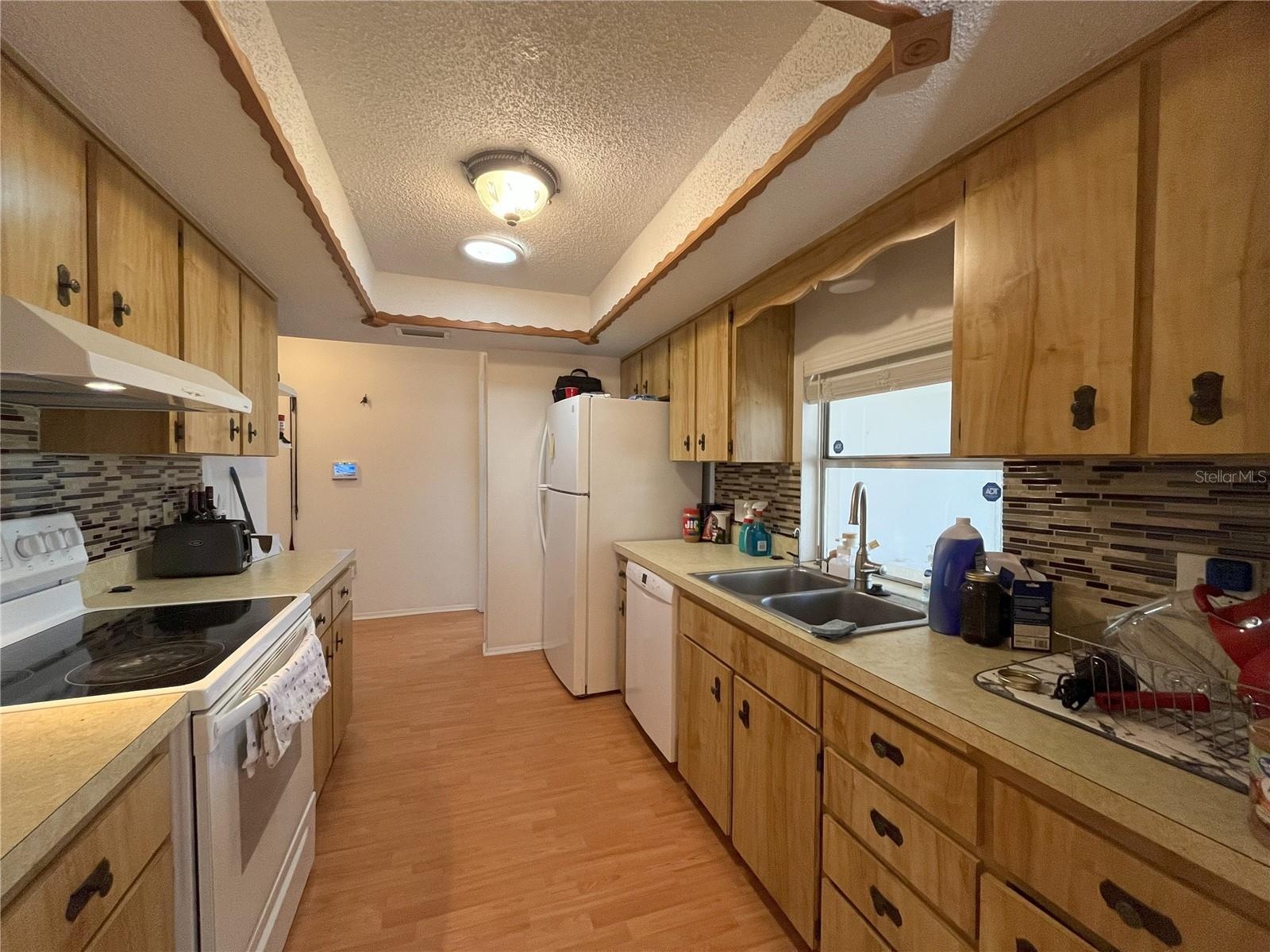 Image 13 of 23 For 10458 Clingman Street