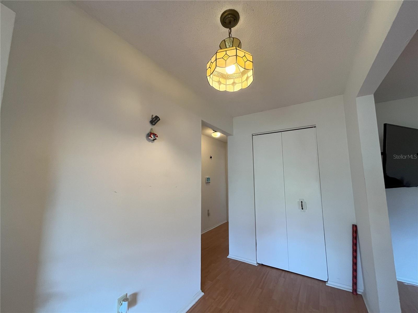 Image 15 of 23 For 10458 Clingman Street