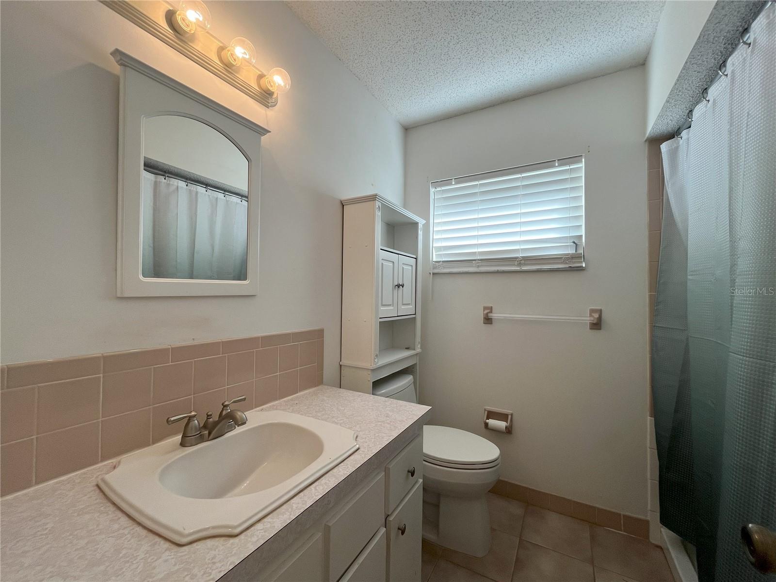 Image 18 of 23 For 10458 Clingman Street
