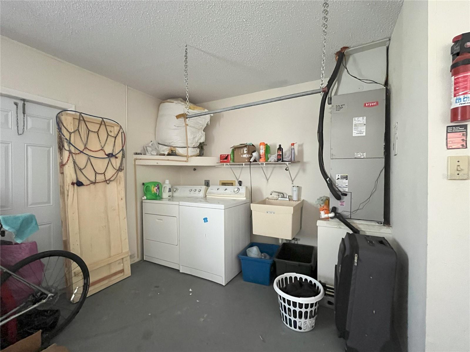 Image 21 of 23 For 10458 Clingman Street