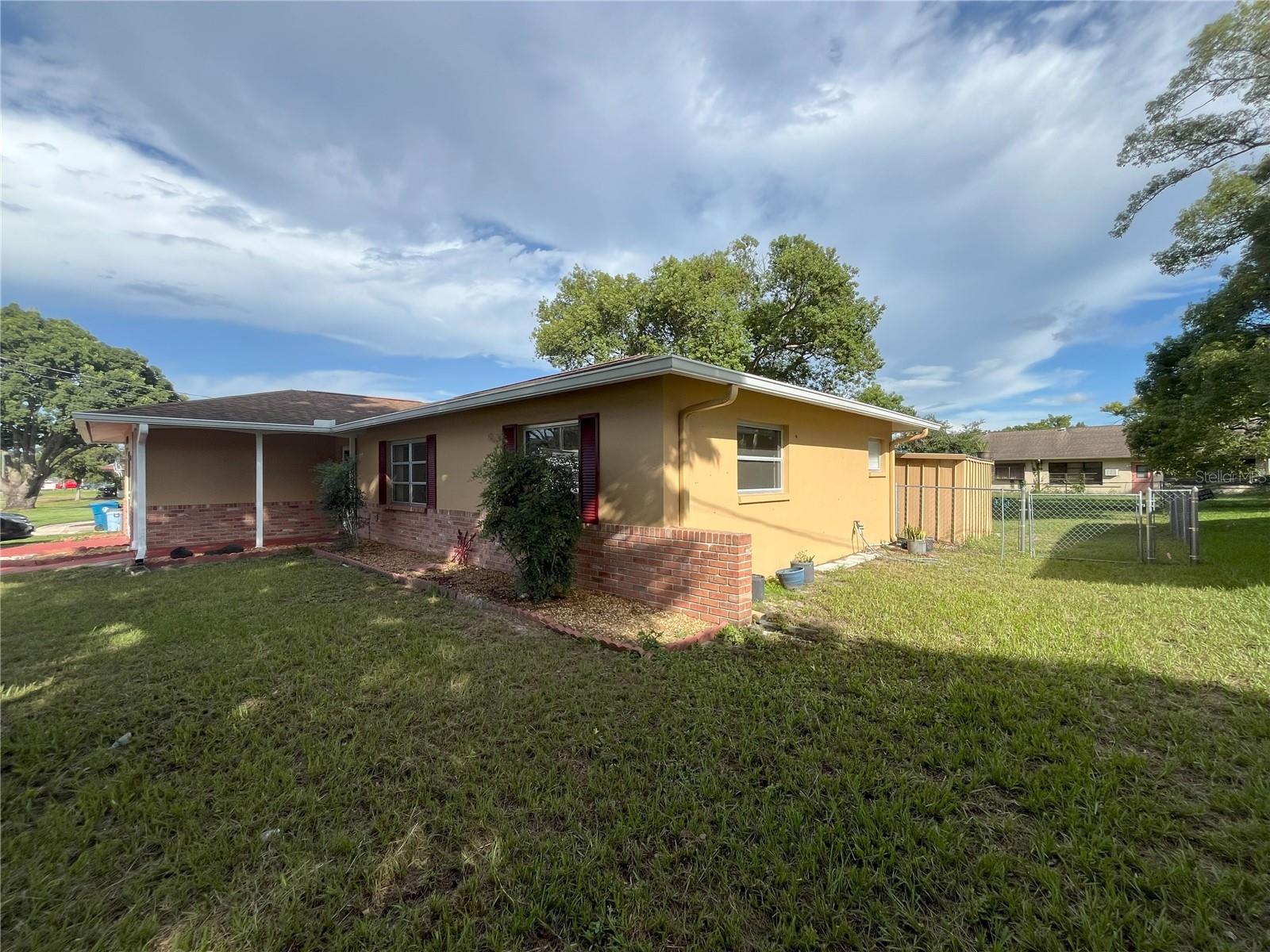 Image 3 of 23 For 10458 Clingman Street
