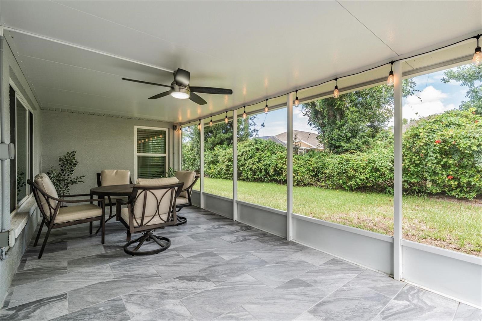Image 20 of 29 For 1045 Trafalgar Drive