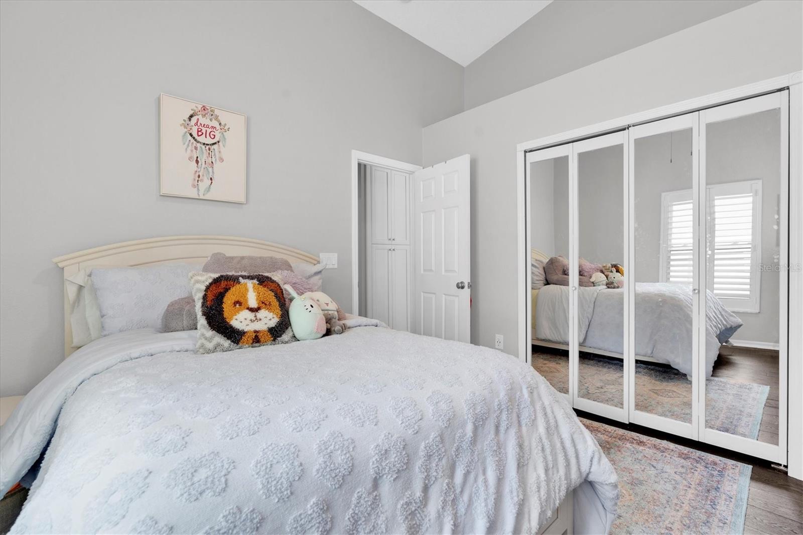 Image 21 of 36 For 9212 Calle Alta