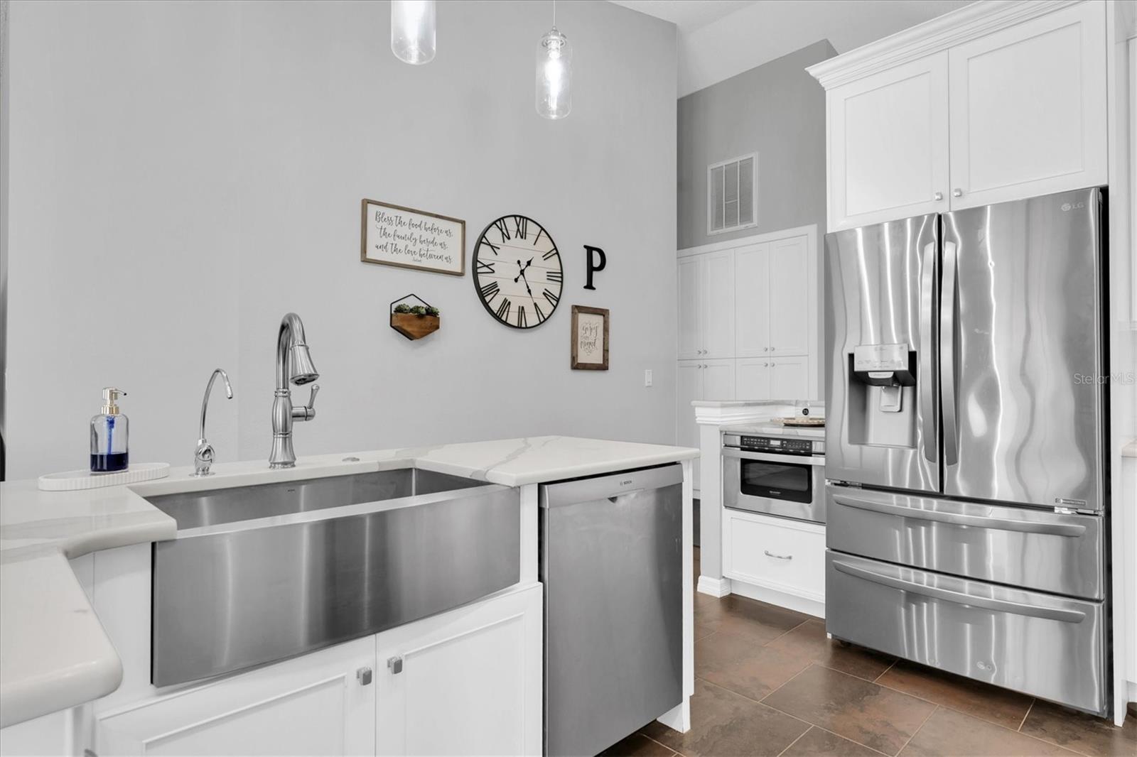 Image 6 of 36 For 9212 Calle Alta
