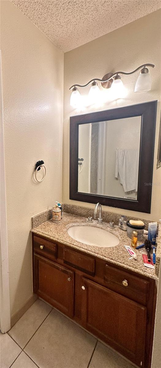 Image 15 of 17 For 2908 Bancroft Circle E B
