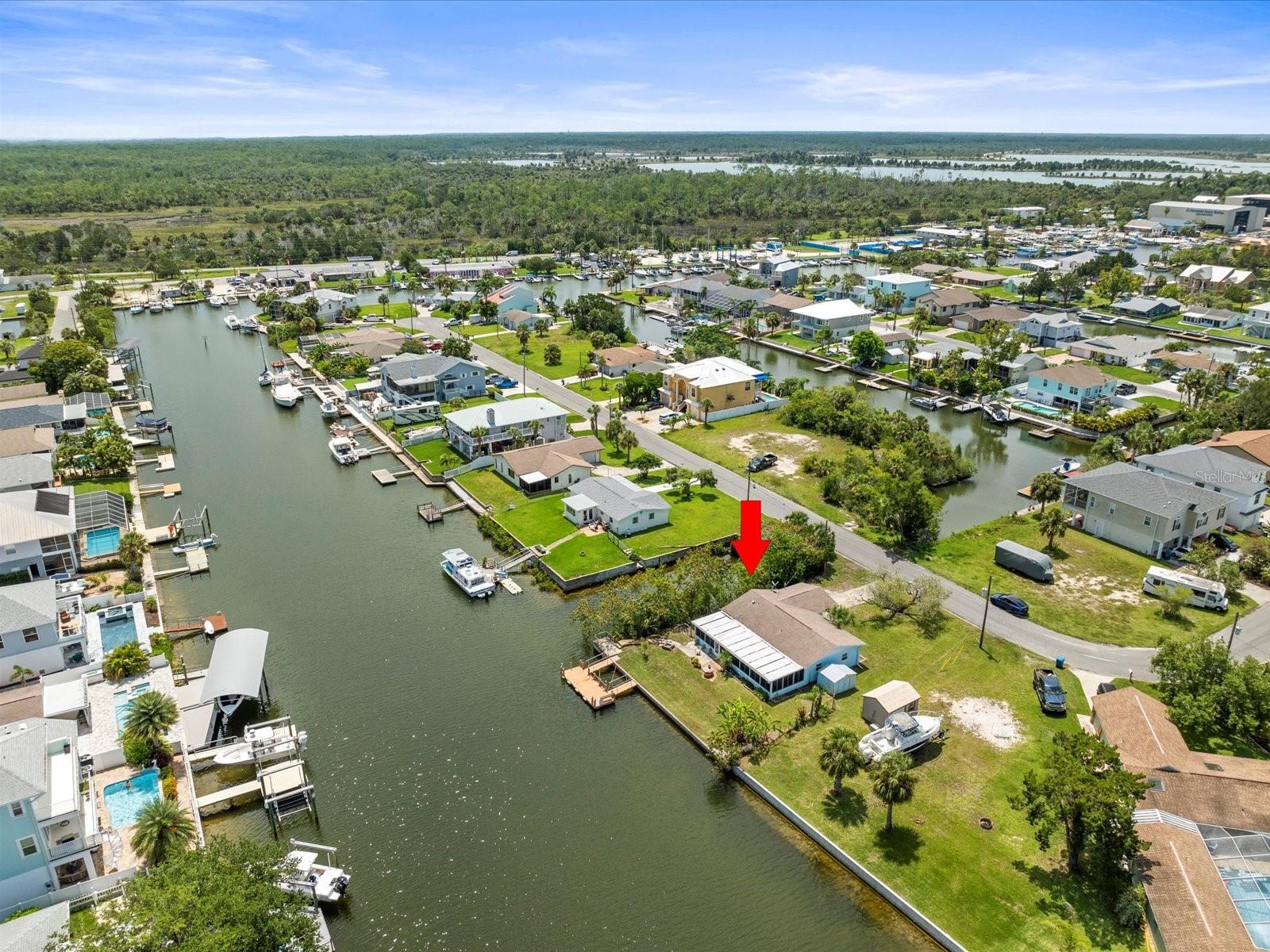 Listing photo id 47 for 4331 Tahiti Drive