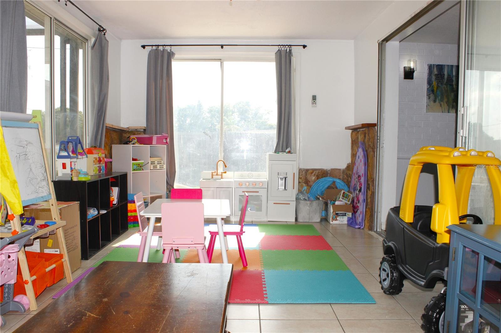 Image 22 of 68 For 5404 Front Drive
