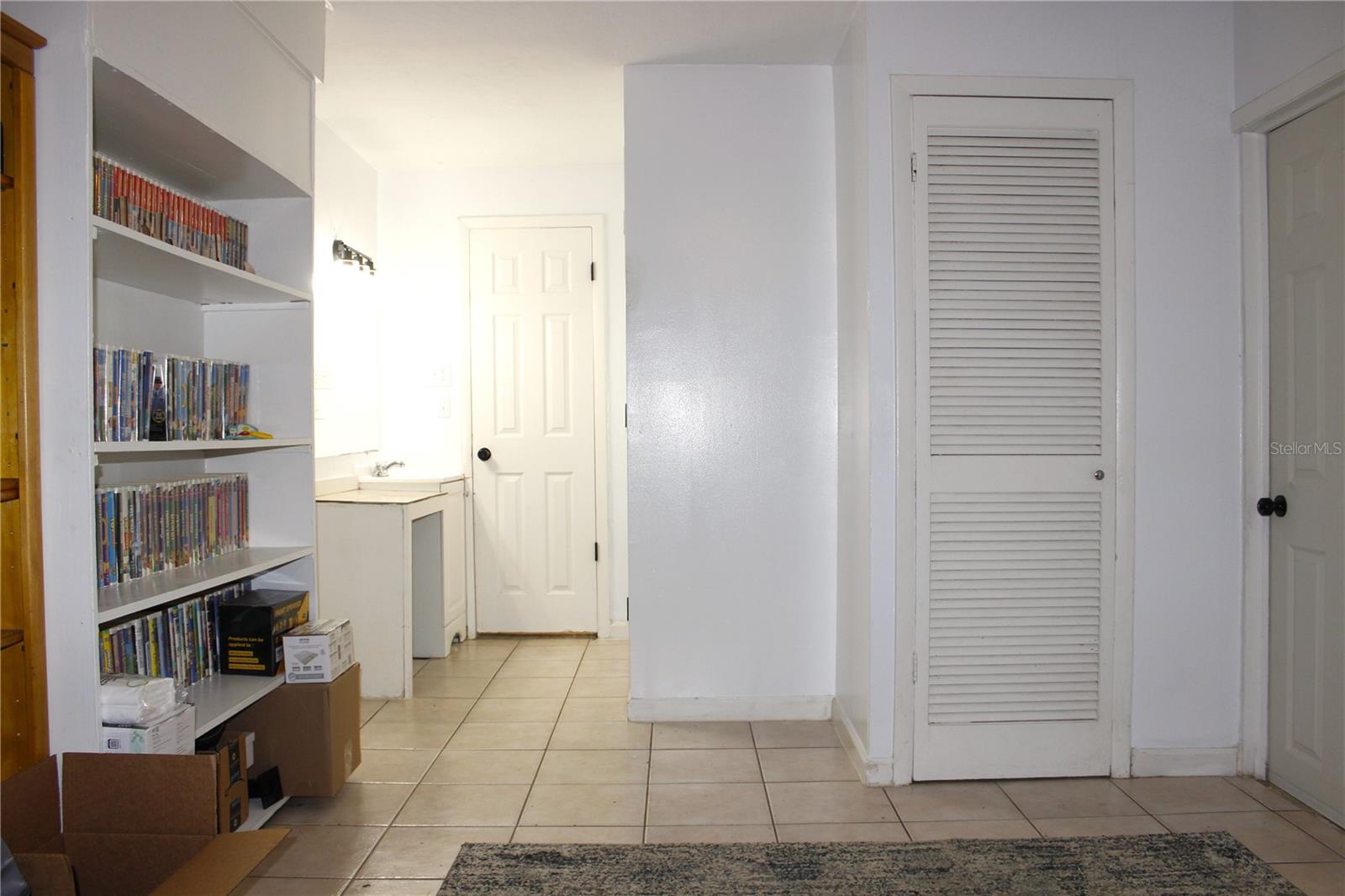 Image 48 of 68 For 5404 Front Drive