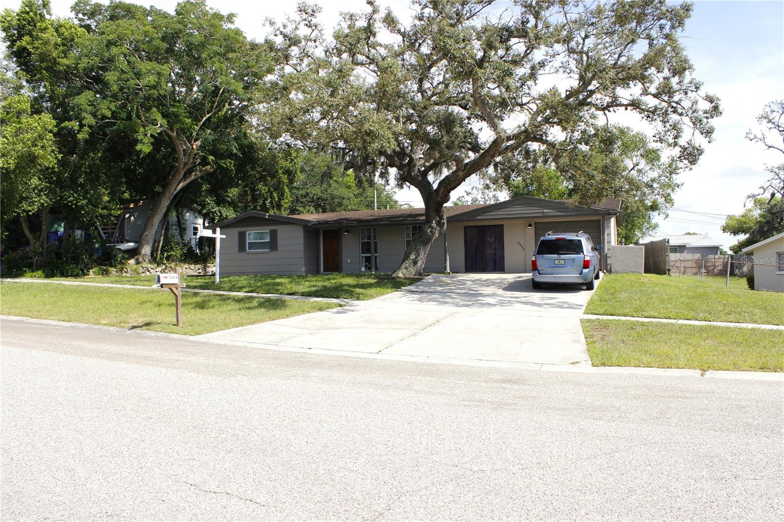 Image 5 of 68 For 5404 Front Drive
