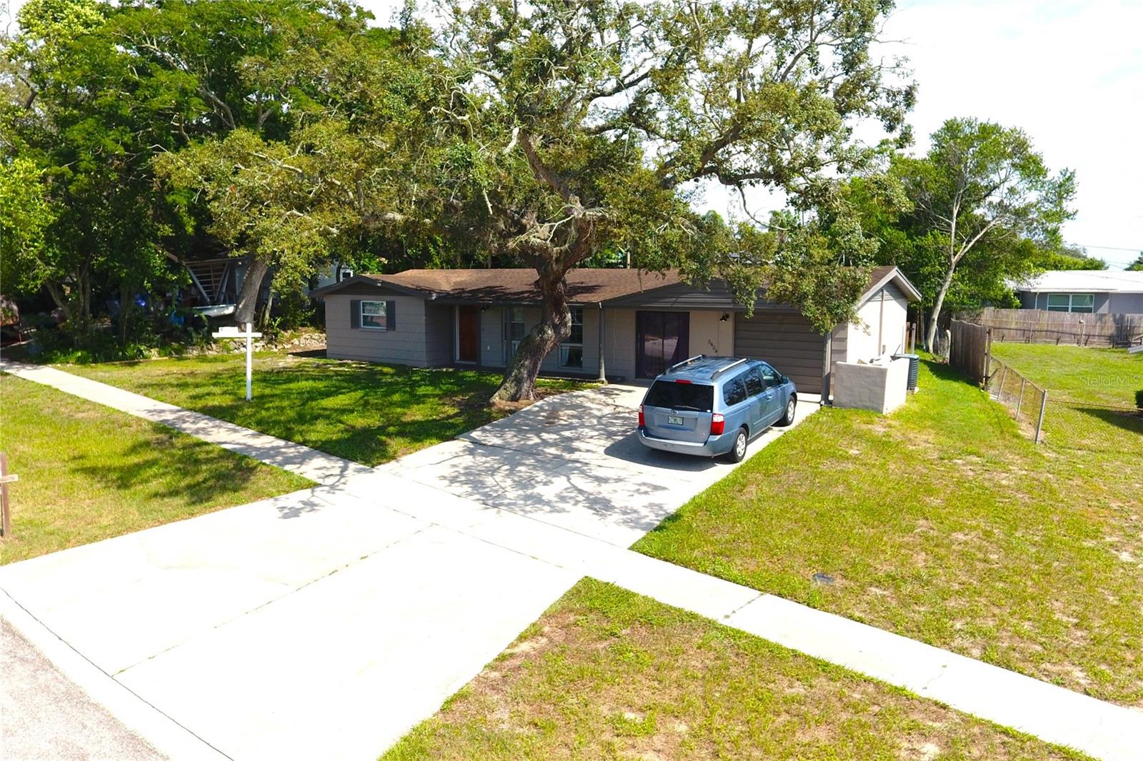 Image 6 of 68 For 5404 Front Drive