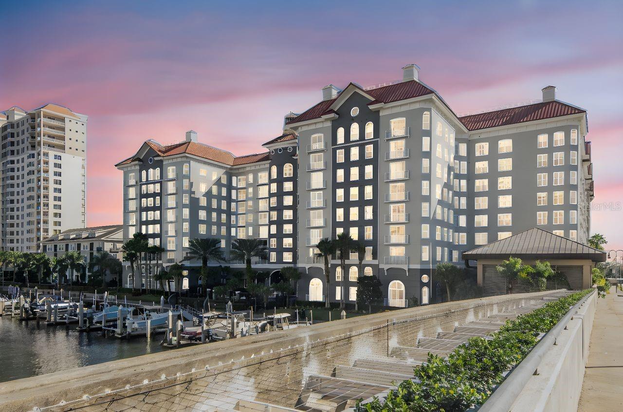 Image 2 of 21 For 700 Harbour Island Boulevard 407