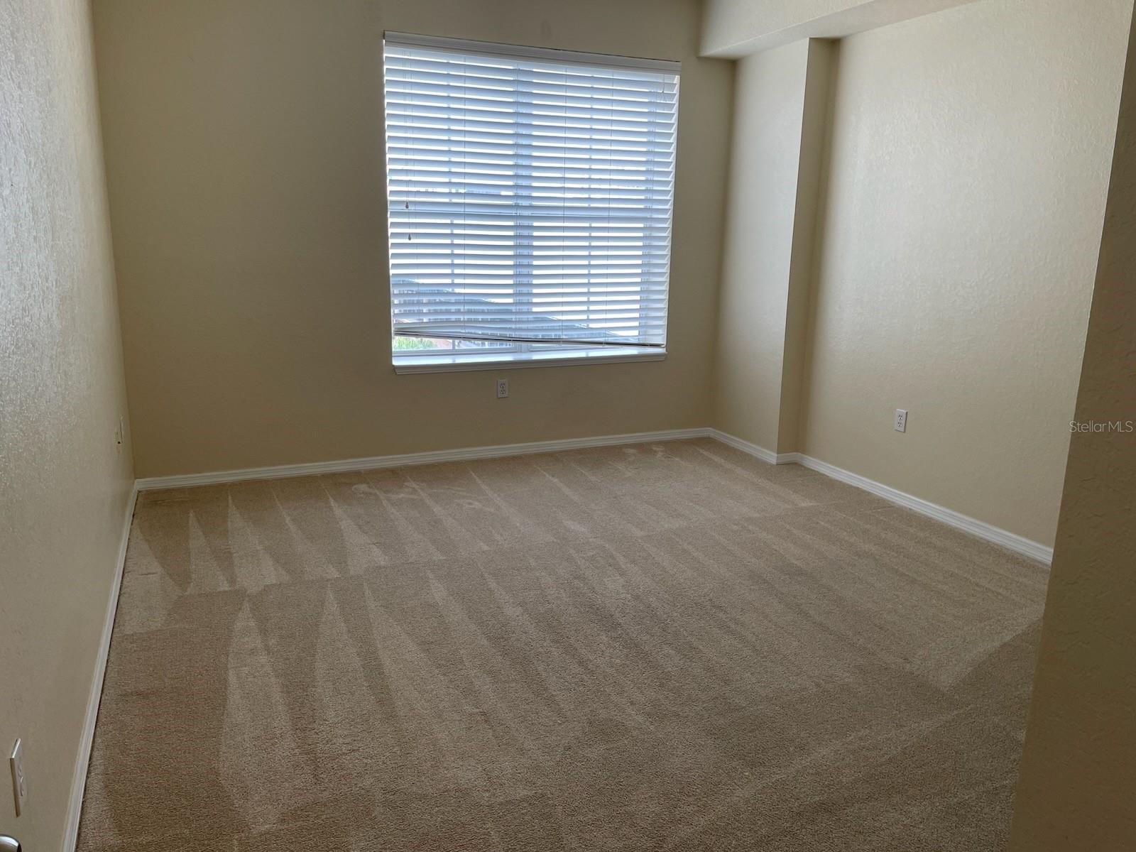 Image 9 of 21 For 700 Harbour Island Boulevard 407