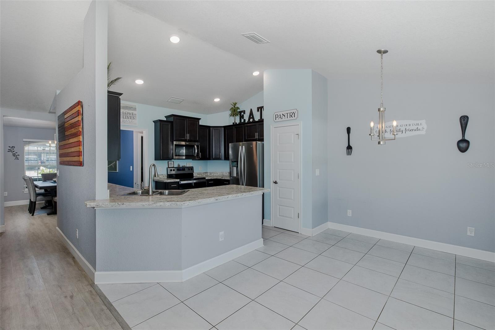 Image 22 of 57 For 2027 Fentress Court