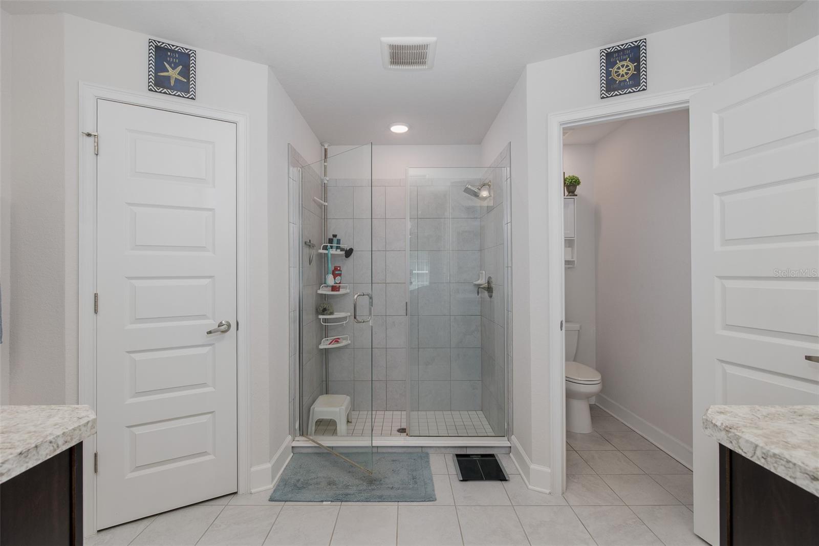 Image 36 of 57 For 2027 Fentress Court