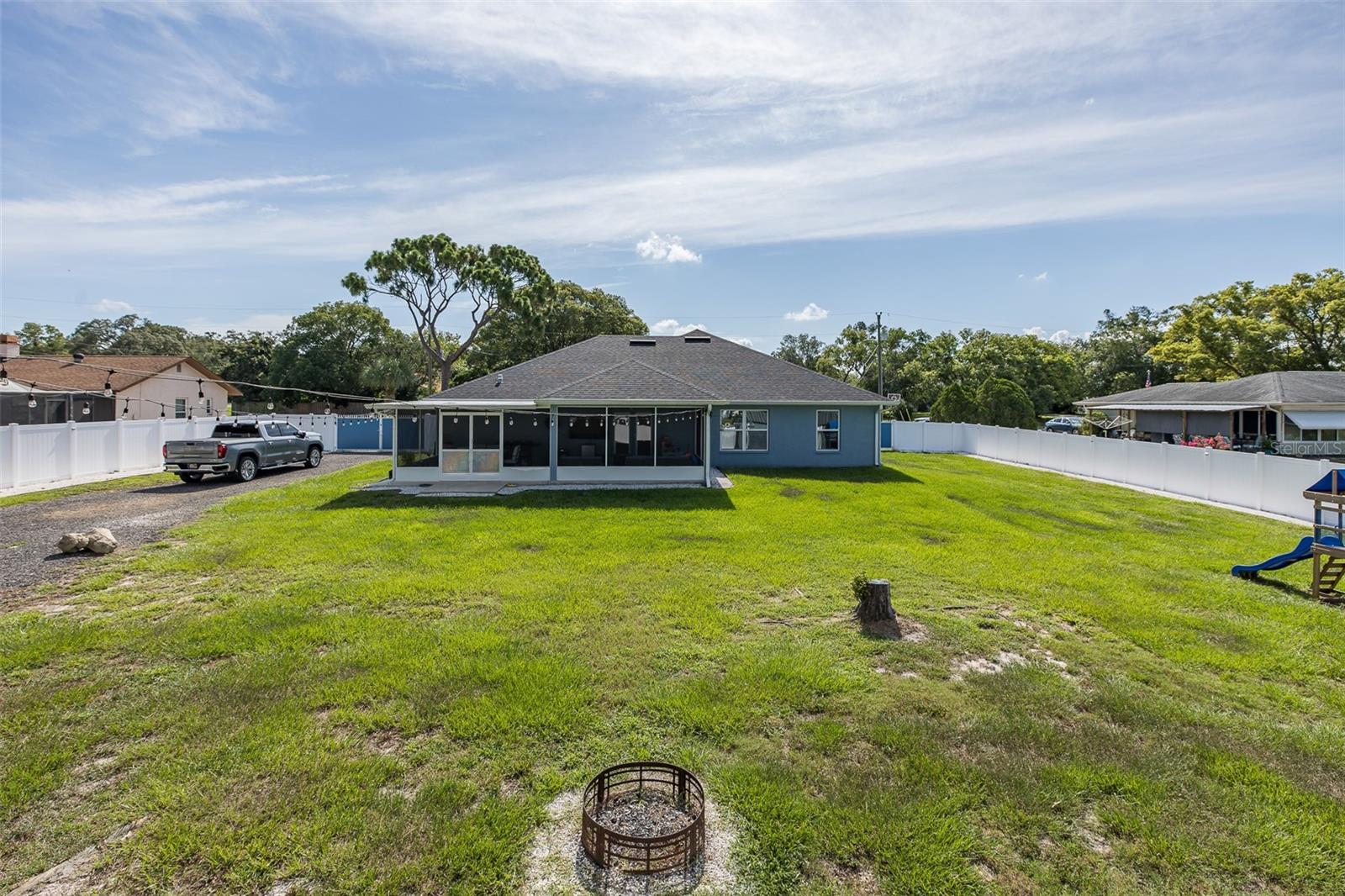 Image 42 of 57 For 2027 Fentress Court