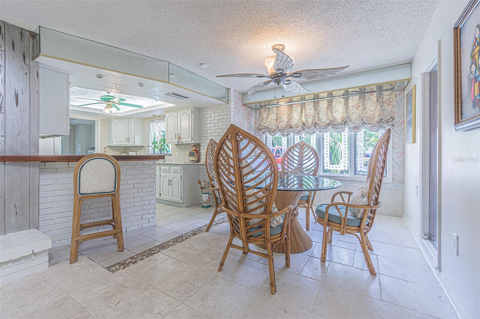Image 12 of 67 For 6682 Richard Drive