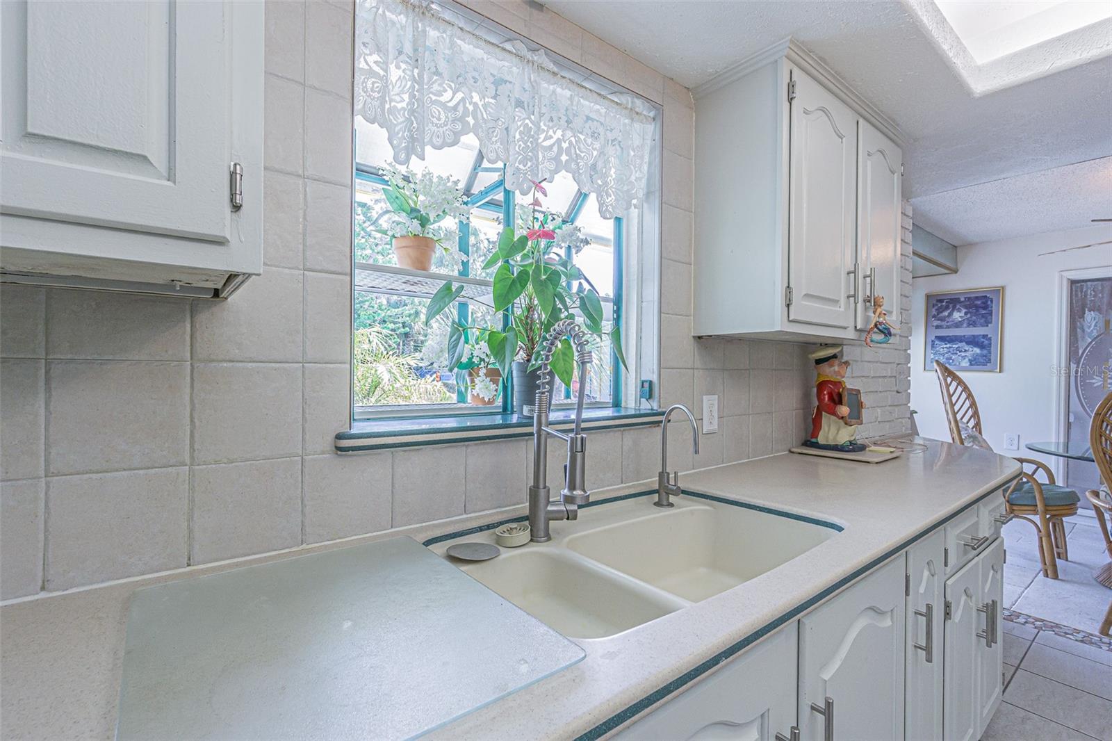 Image 19 of 67 For 6682 Richard Drive