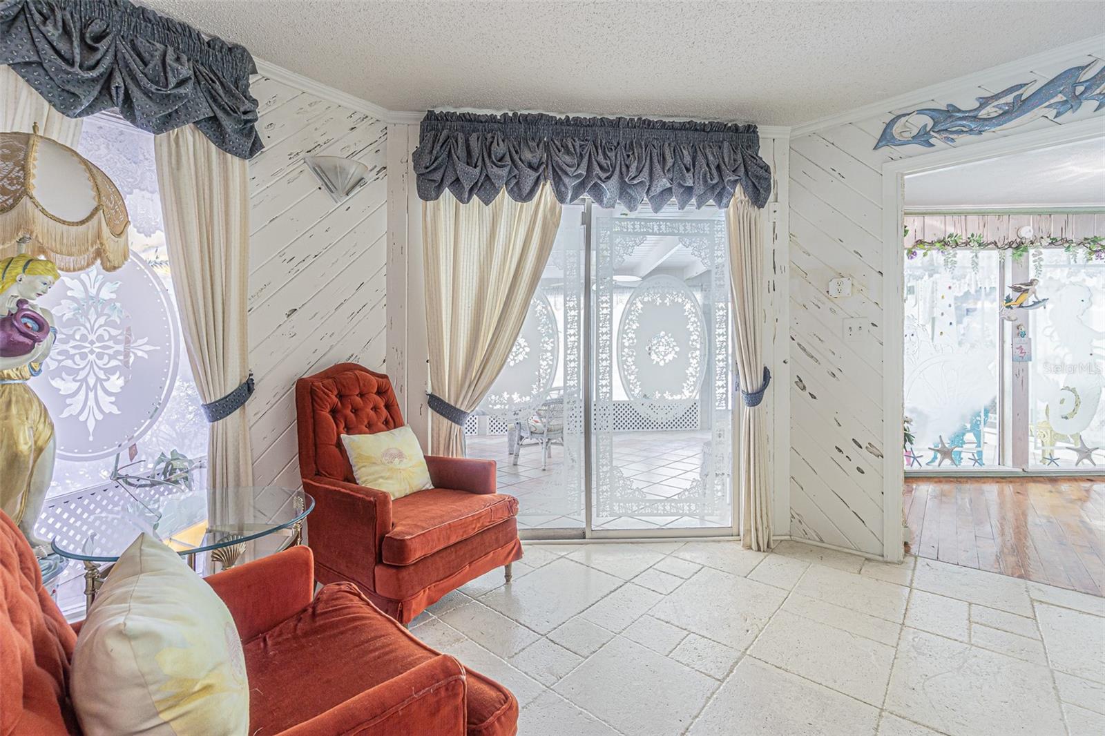 Image 22 of 67 For 6682 Richard Drive