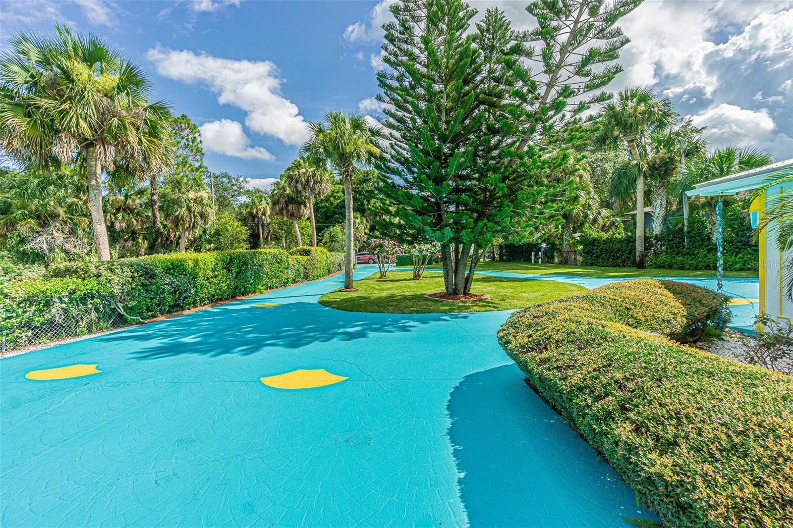 Image 7 of 67 For 6682 Richard Drive